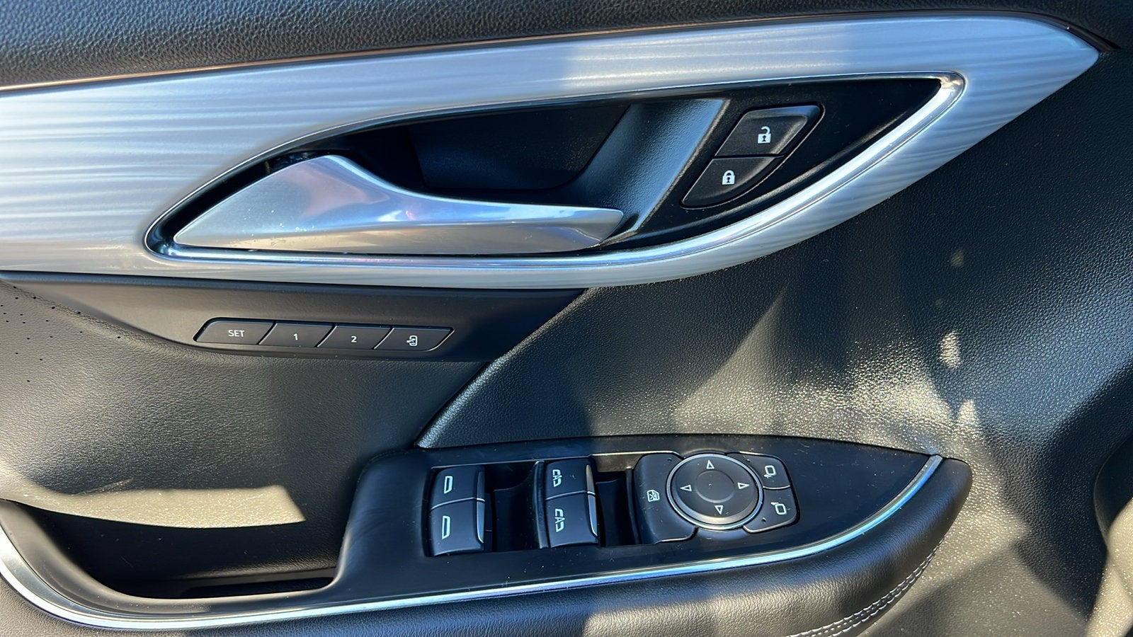2025 Buick Envision Avenir - Photo 16