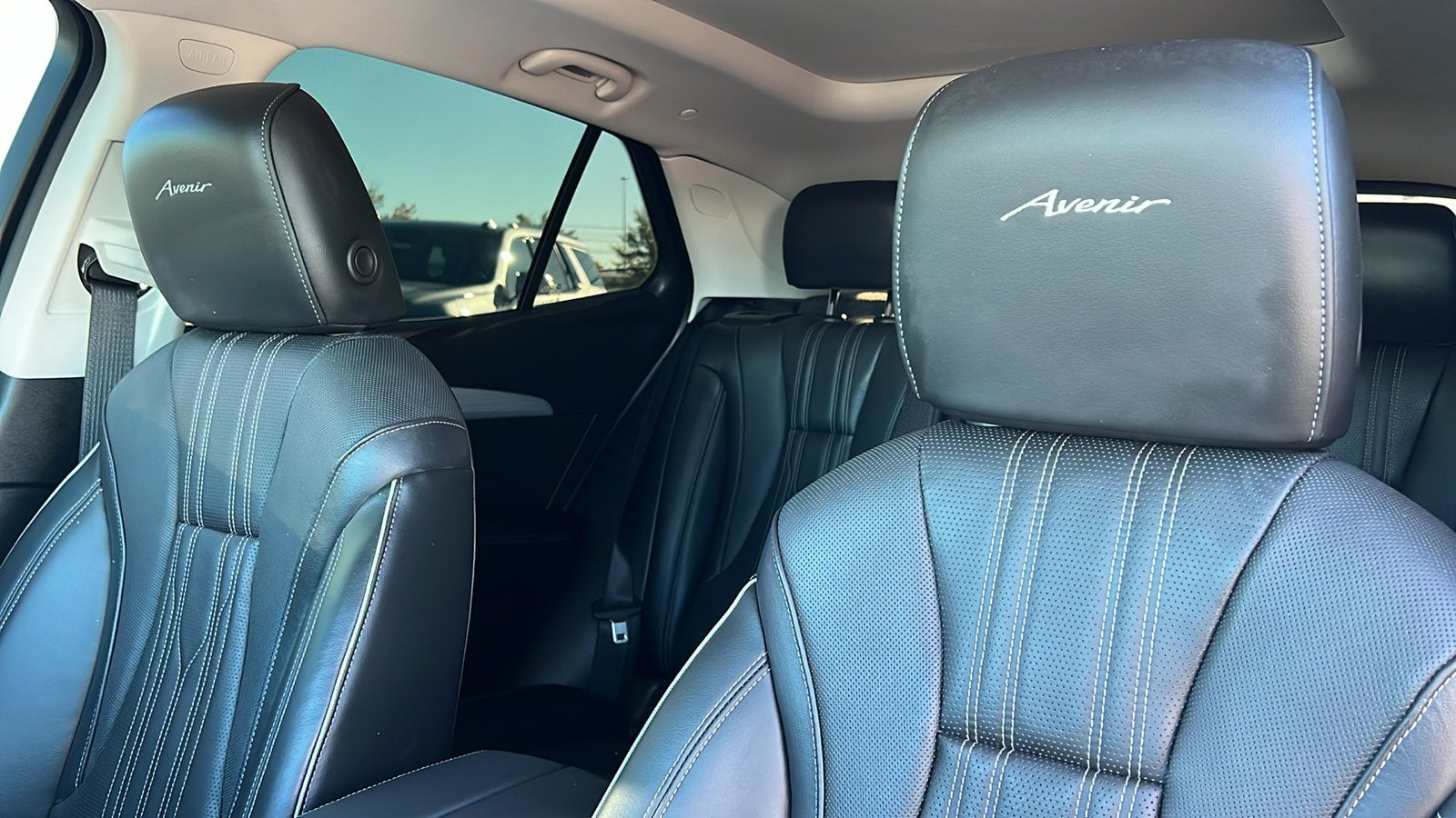 2025 Buick Envision Avenir - Photo 19