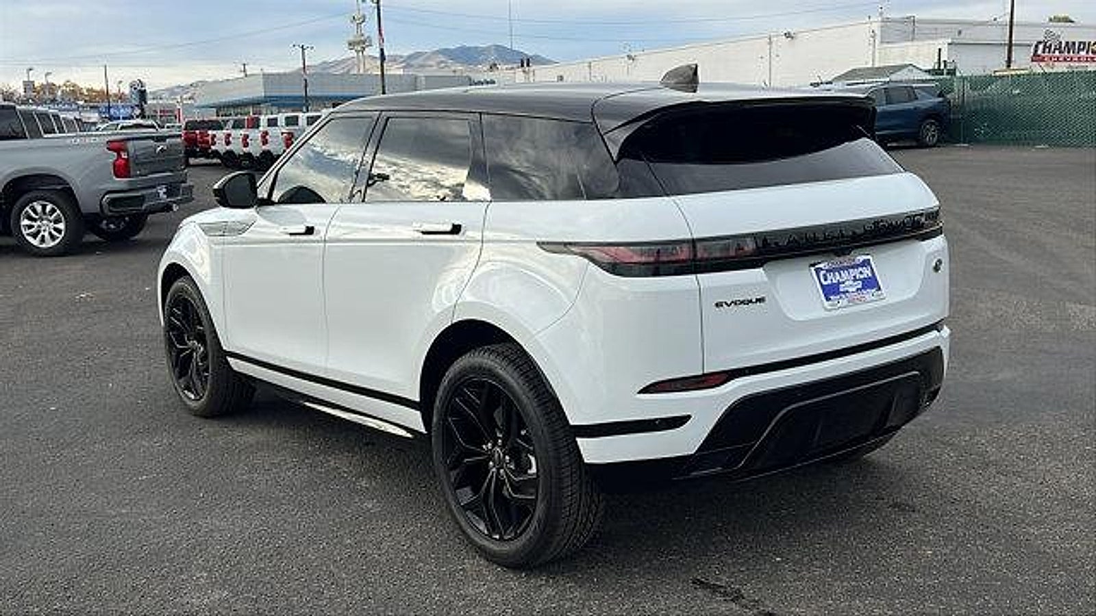 2023 Land Rover Range Rover Evoque R-Dynamic S