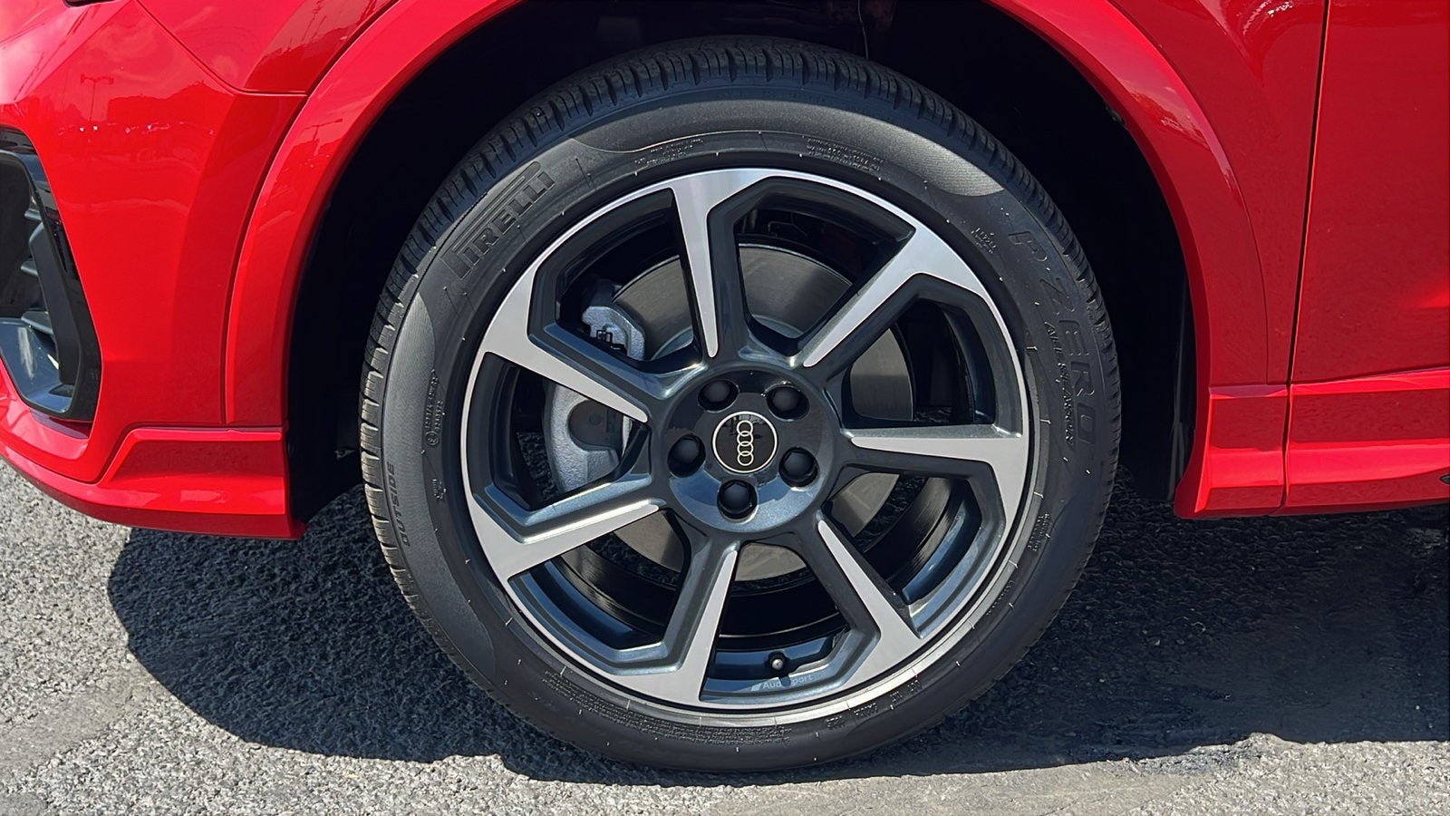 2025 Audi Q3 Premium 45 TFSI S line quattro Tiptronic