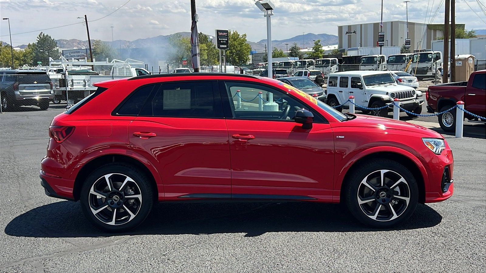 2025 Audi Q3 Premium 45 TFSI S line quattro Tiptronic