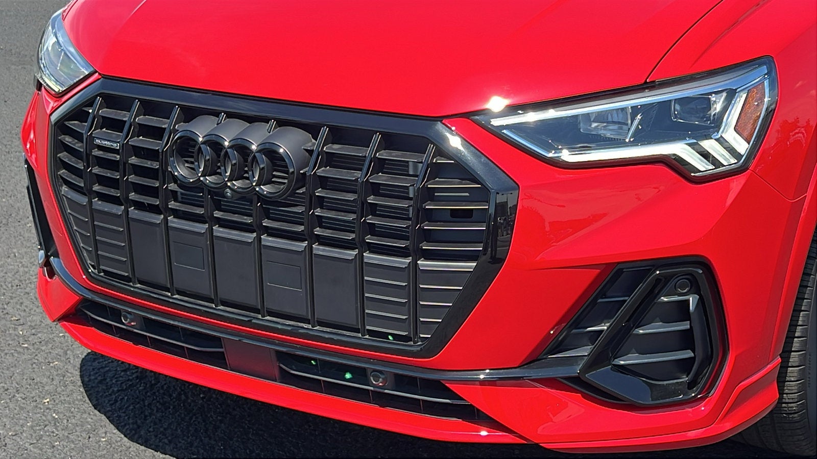 2025 Audi Q3 Premium 45 TFSI S line quattro Tiptronic