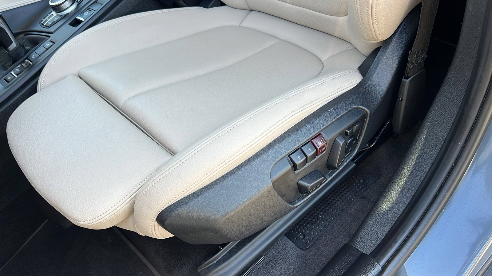 2020 BMW X1 28i - Photo 17