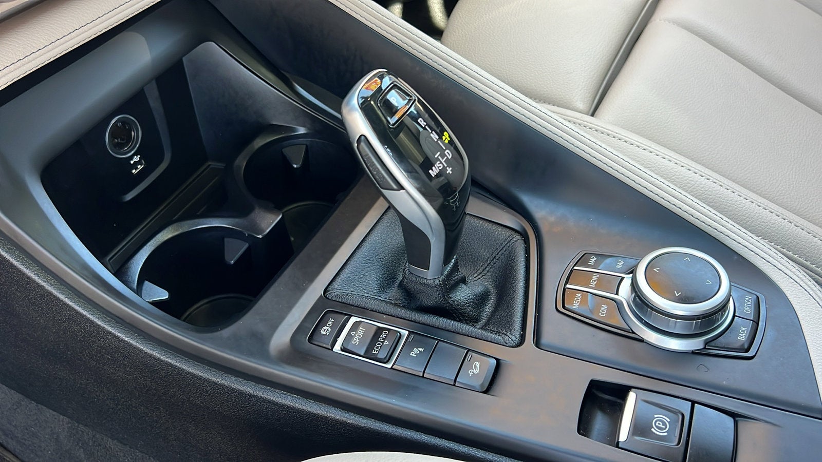 2020 BMW X1 28i - Photo 20