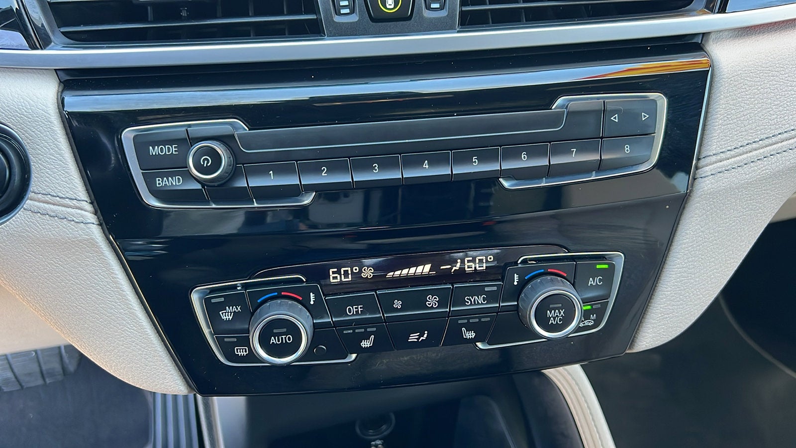 2020 BMW X1 28i - Photo 21