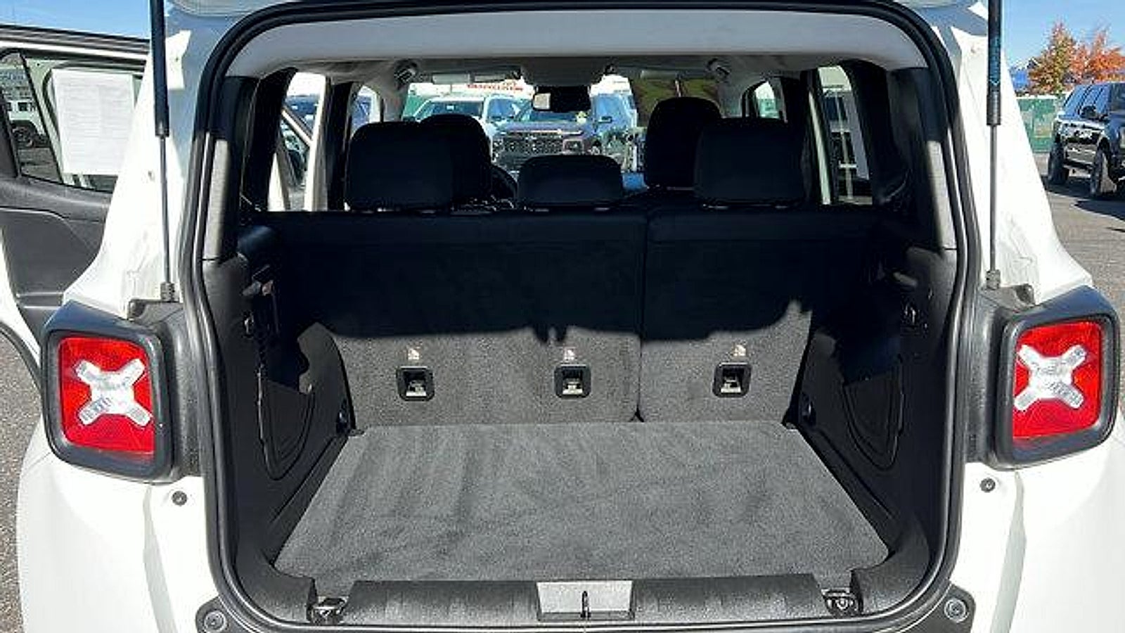 2023 Jeep Renegade Trailhawk