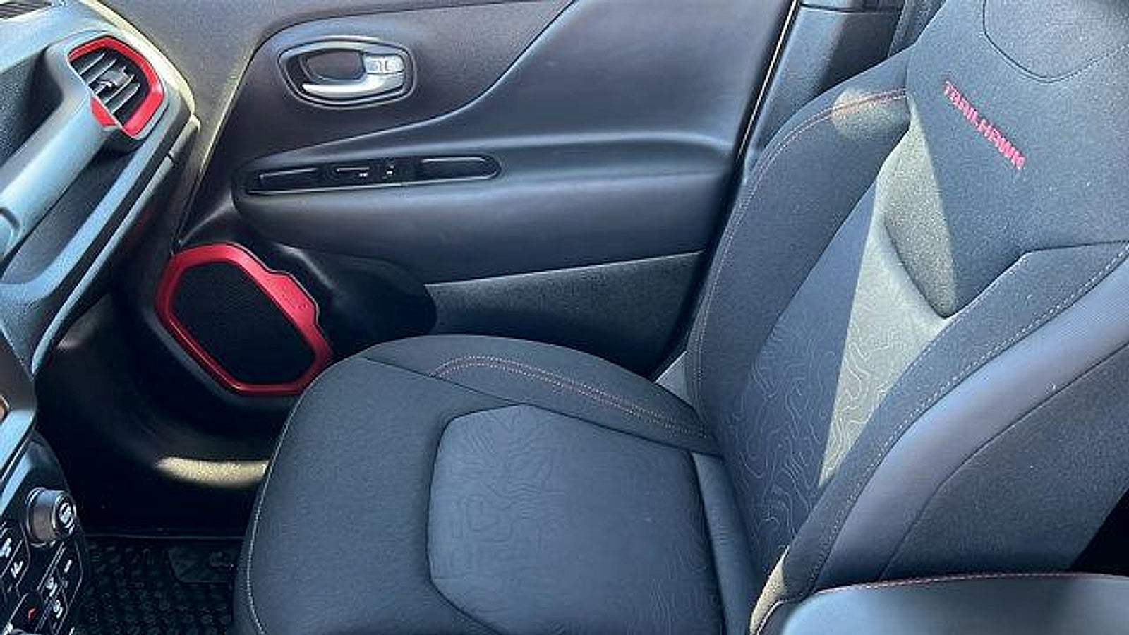 2023 Jeep Renegade Trailhawk