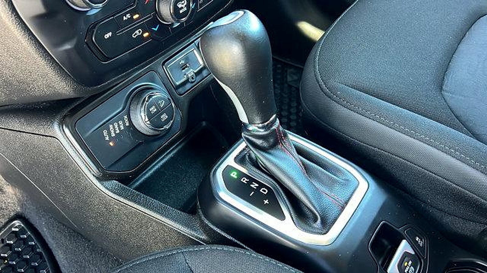 2023 Jeep Renegade Trailhawk