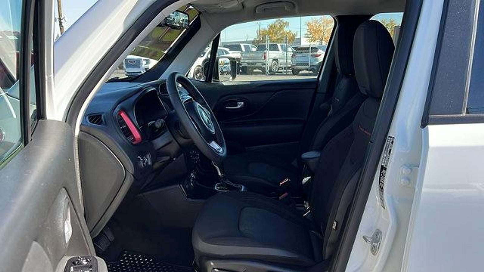 2023 Jeep Renegade Trailhawk